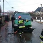 Mała Wieś: Zderzenie dwóch samochodów - fot. KM PSP w Nowym Sączu