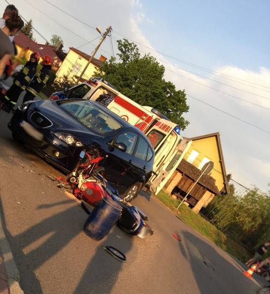 Nowy Sącz: Zderzenie samochodu osobowego i motocykla