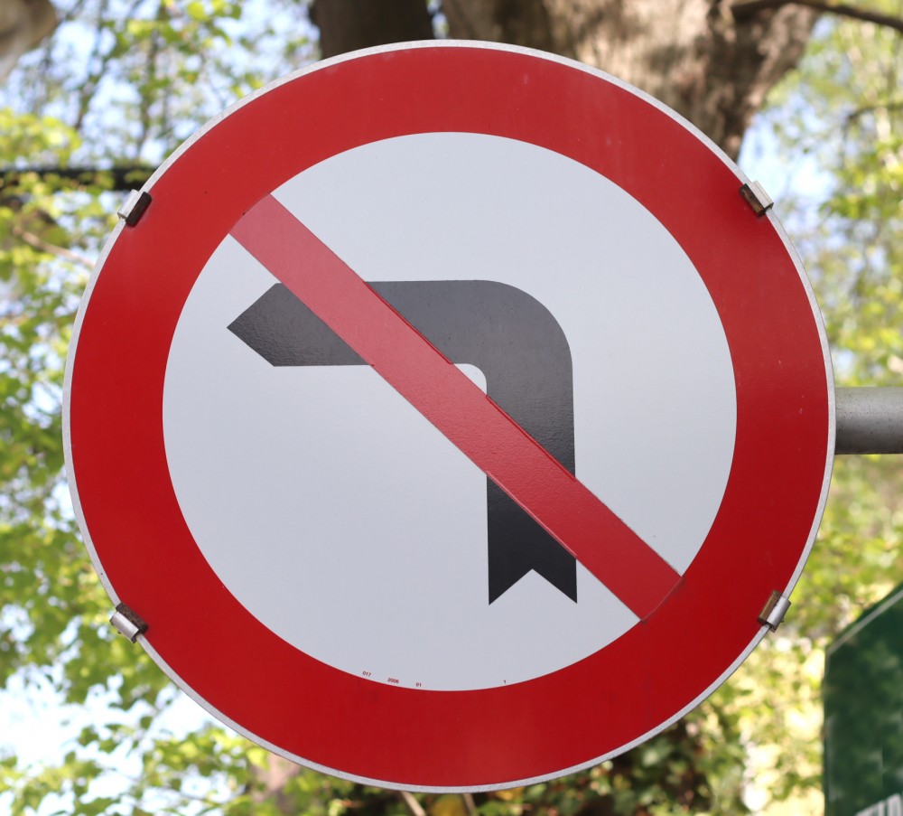 Nowy Sącz: Przypominamy o zakazie skrętu w lewo z ulicy Lwowskiej w ulicę Matejki