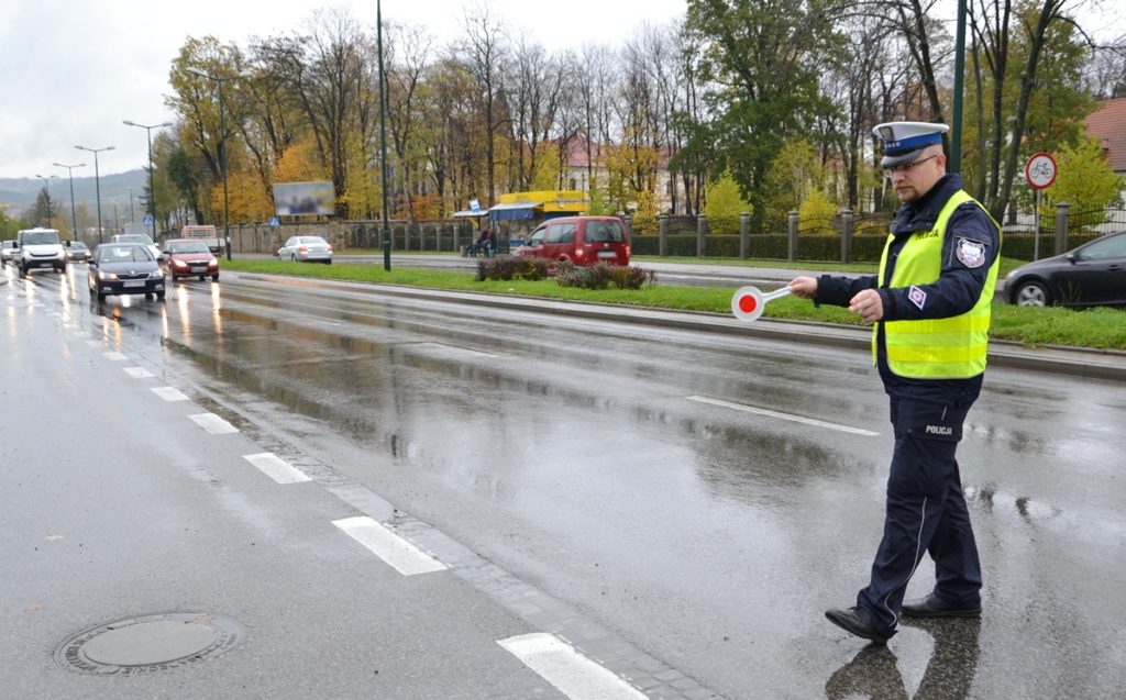 W weekend wzmożone kontrole policji na drogach – Rusza akcja „Prędkość”