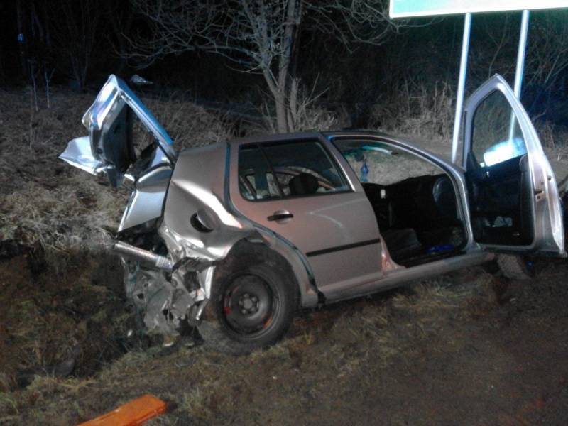 Bartkowa-Posadowa: Jedna osoba poszkodowana po zderzeniu dwóch samochodów osobowych