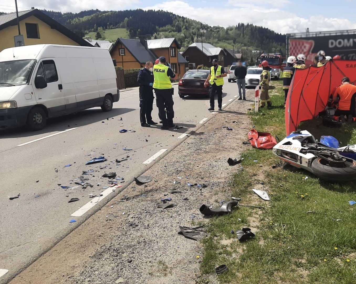 Wypadek w Powroźniku - Fot. KM PSP Nowy Sącz