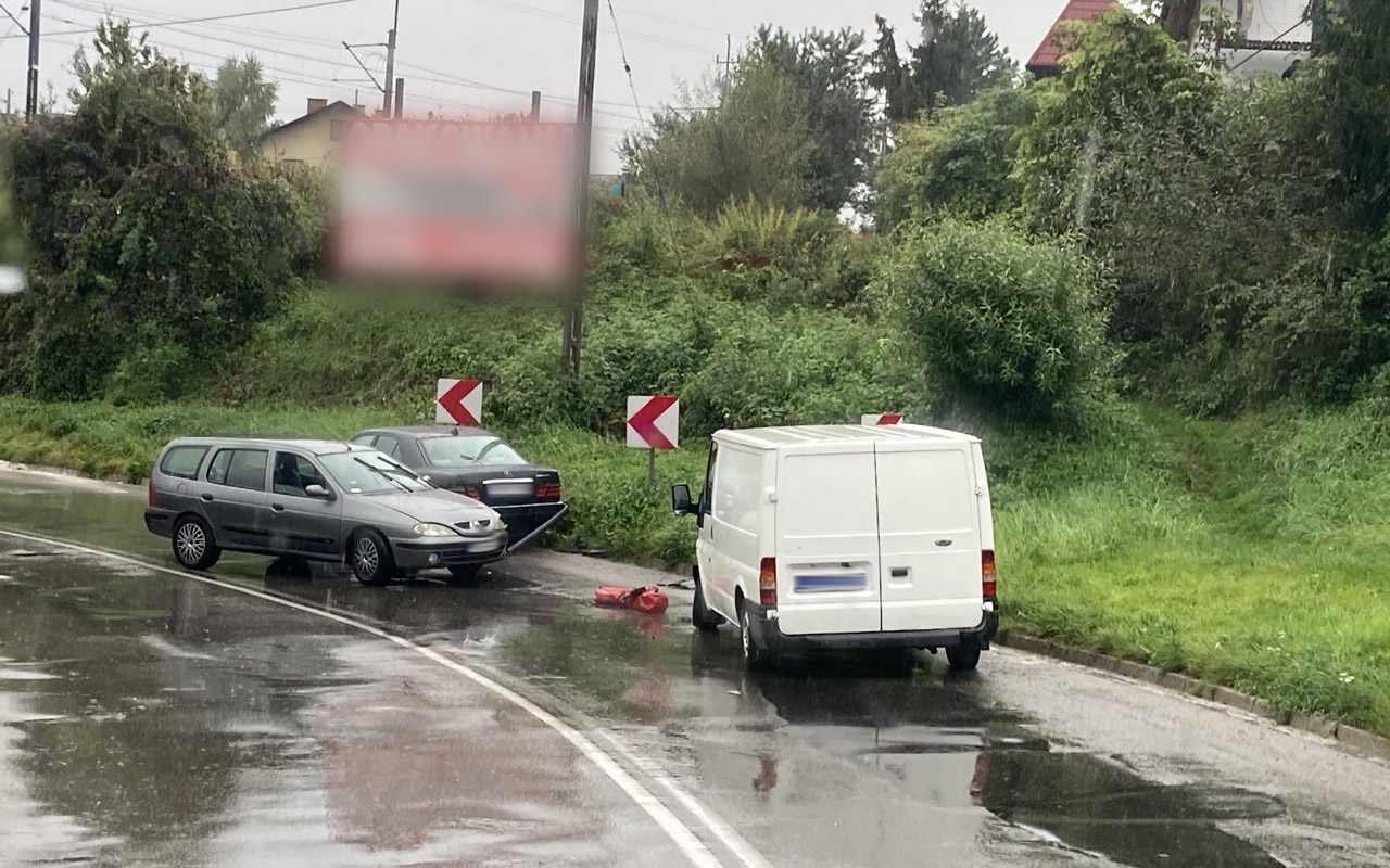 Śmiertelny wypadek na ul. Węgierskiej - fot. KM PSP Nowy Sącz