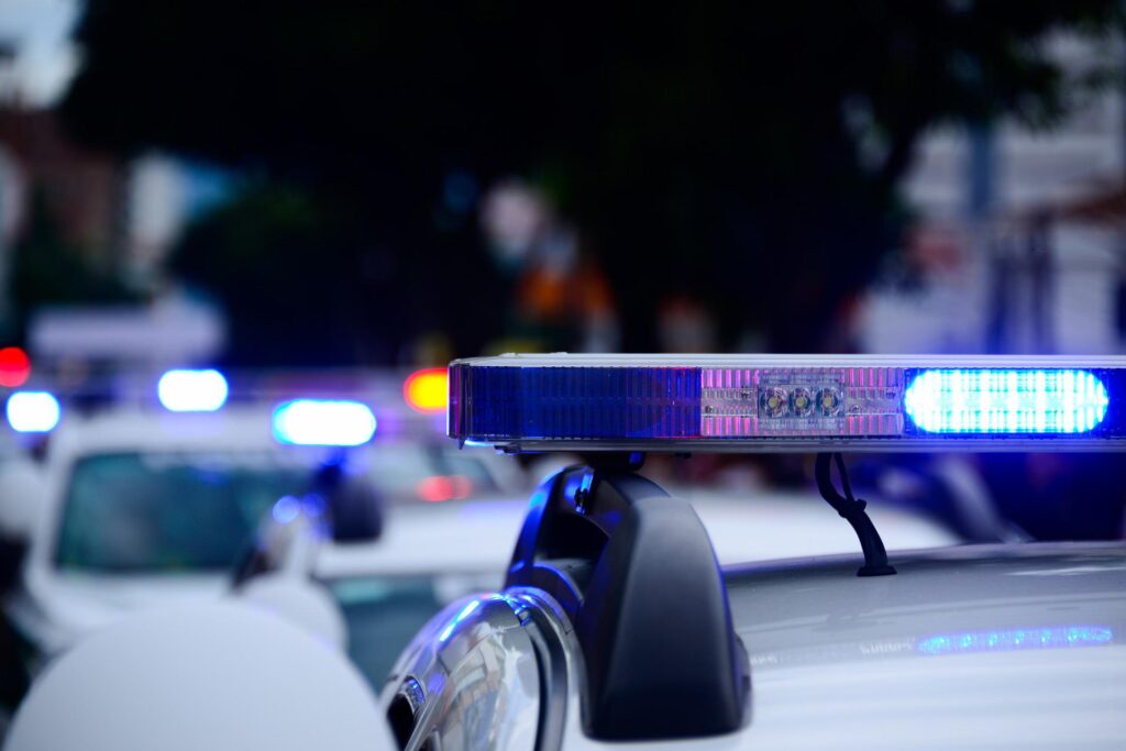 Nowy Sącz. Dwóch sprawców pobicia z użyciem niebezpiecznego przedmiotu zatrzymanych przez policję